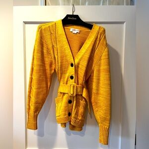 Victoria Beckum Yellow Cadigan